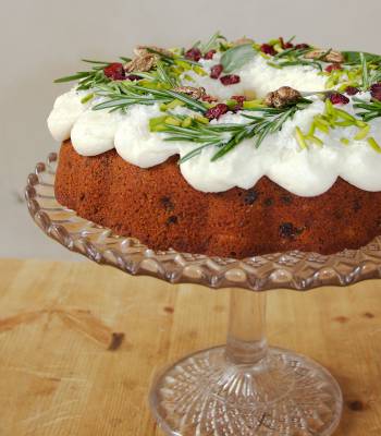 Christmas bundt cake