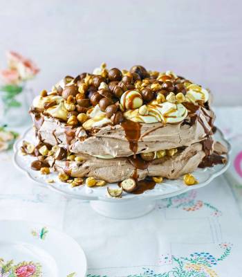 Very chocolatey salted caramel and hazelnut pavlova