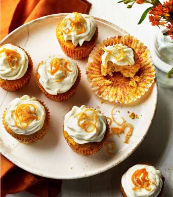 Cardamom carrot cupcakes
