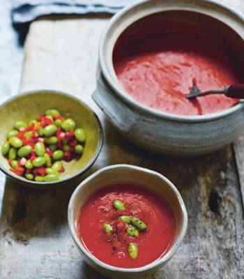 Sichuan-roasted red pepper soup with ﬁve-spice edamame relish 