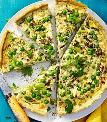 Pea, feta and mint tart