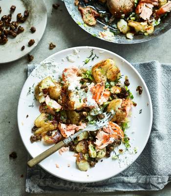 Smashed salmon hash  