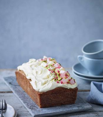 Rose, pistachio and white chocolate loaf