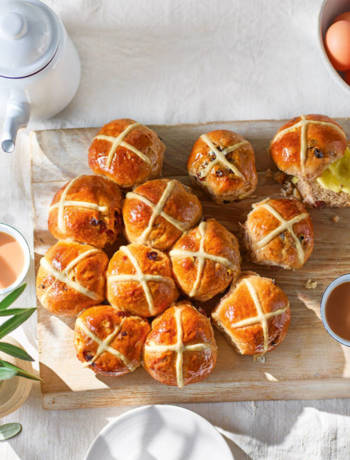 Hot cross bun recipes 
