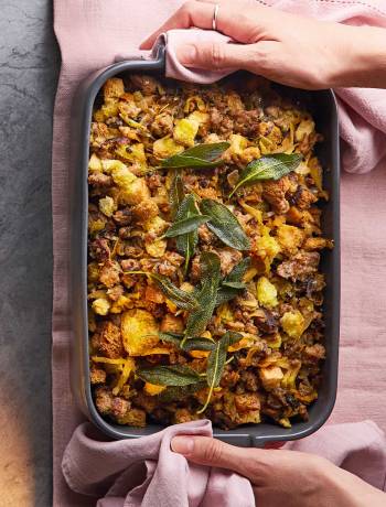 Brioche sausage stuffing