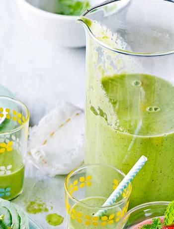 Green breakfast smoothie