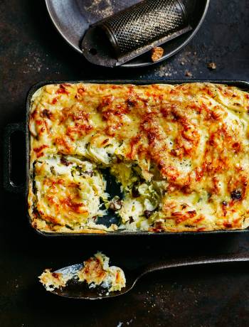 Magnificent mash with leeks and cheese