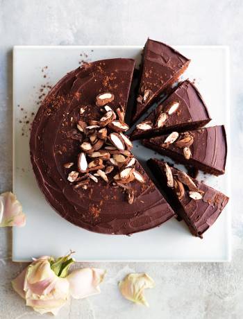 Chocolate truffle cake