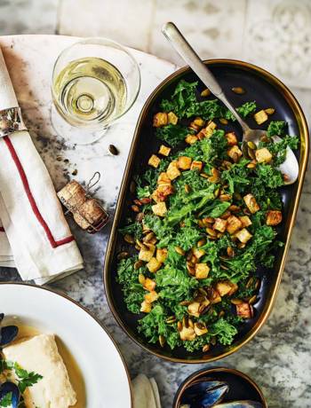 Kale and celeriac with pumpkin seeds
