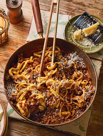 Tagliatelle with lentil ragù