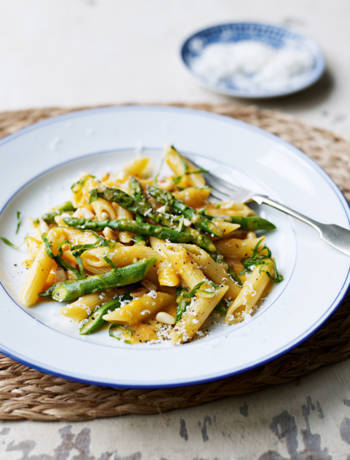Asparagus carbonara