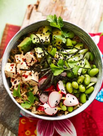Hawaiian poke with tofu and avocado
