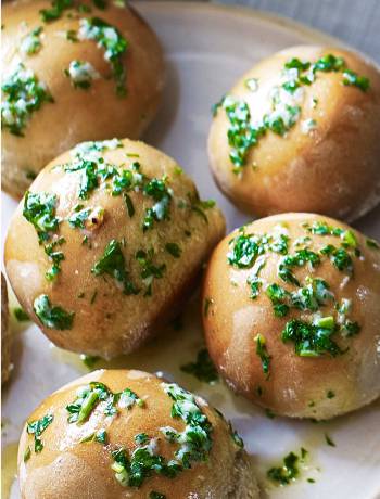 Garlic dough balls 