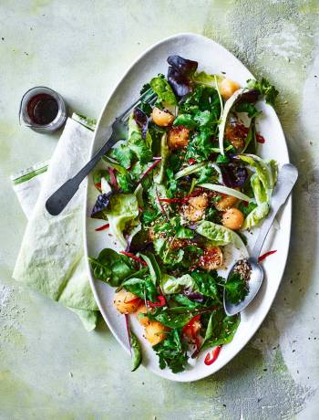 Asian melon salad with zingy lime dressing
