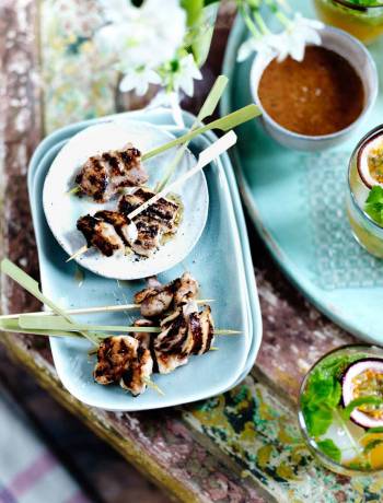 Fragrant chicken skewers with almond dipping sauce
