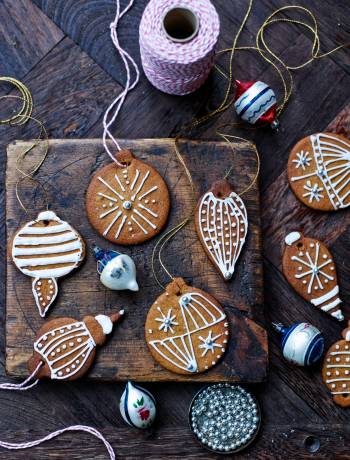 Gingerbread Christmas tree decorations