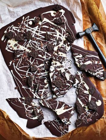 Cookies and cream chocolate bark