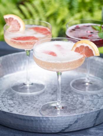 Pink grapefruit Mimosa