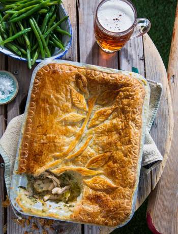 Chicken, herb and golden ale pie