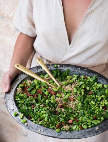 Quinoa salad with pancetta, broad beans and peas