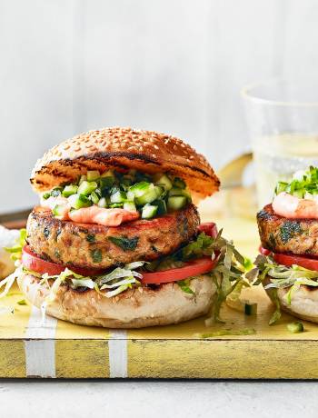 Tuna burgers with cucumber salsa