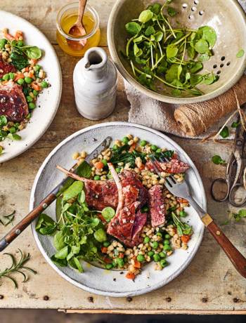 Lamb cutlets with pearl barley