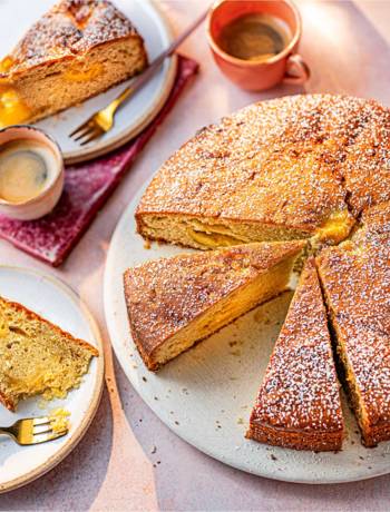 Italian custard cake
