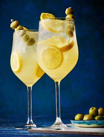 Dirty lemon spritz
