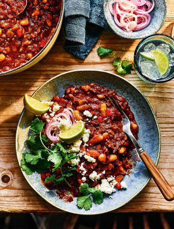 Lamb and white bean chilli 