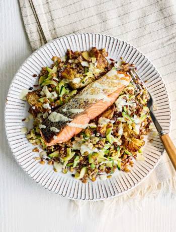 Salmon with crispy artichoke grains