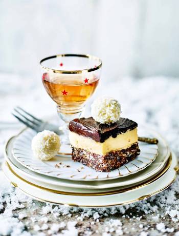 Advocaat Snowball cheesecake bites