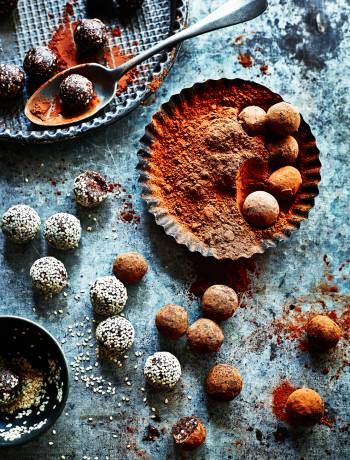 Tahini chocolate truffles