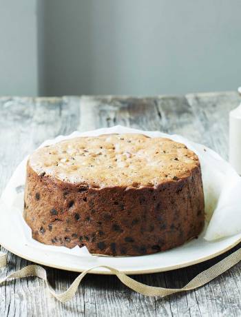 Whisky & ginger Christmas cake