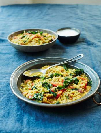 Lentil and spinach dhansak