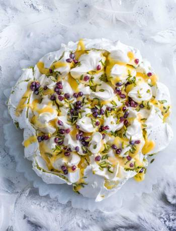 Saffron & pistachio pavlova with citrus curd