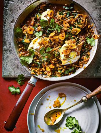 Tamarind greens and mung beans with turmeric oil