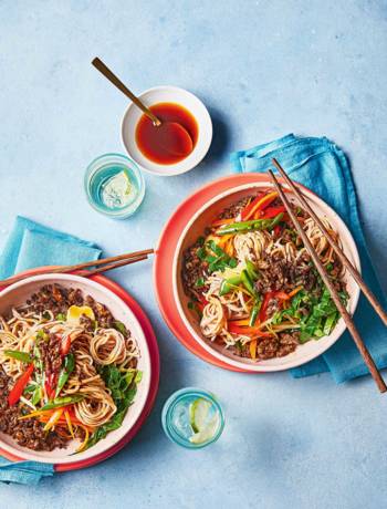 Crispy beef chow mein