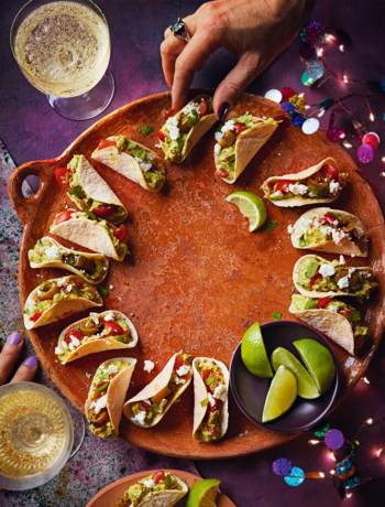 Crispy guacamole tacos 