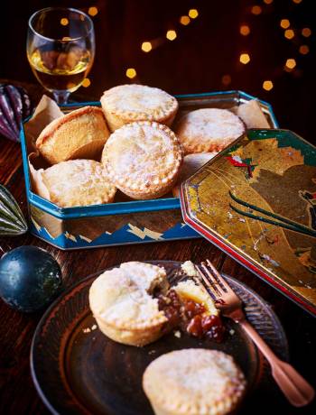 Classic mince pies