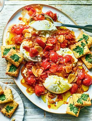 Sticky tomato jam with burrata