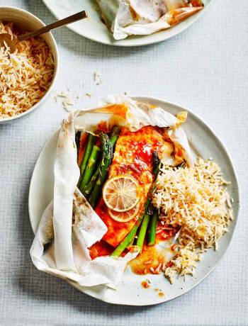 Harissa salmon parcels with coconut rice 