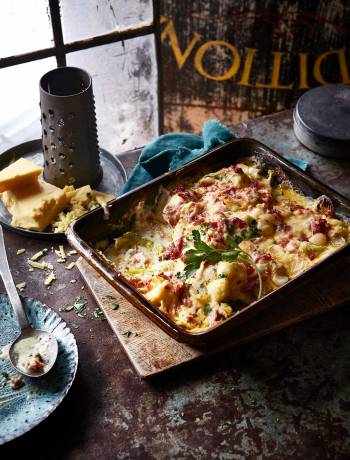 Ploughman's cauliflower cheese 