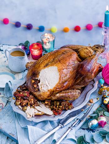 Pavo relleno - Mexican stuffed roast turkey