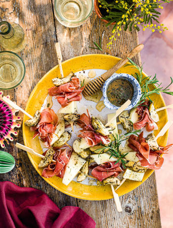 Artichoke, Manchego, Serrano ham and honey pintxos