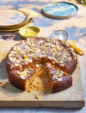 Sardinian-style ricotta and lemon cake