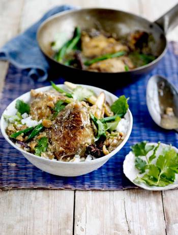 Chicken and peanut coconut curry 