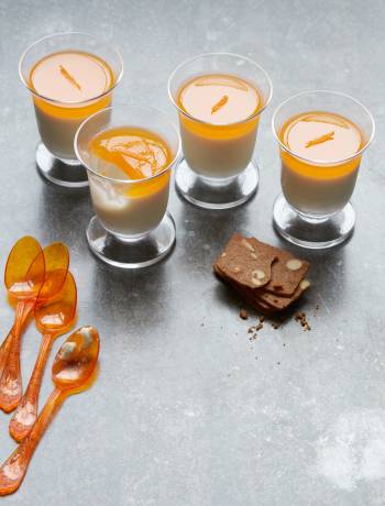Clementine, coconut and cardamom panna cotta 