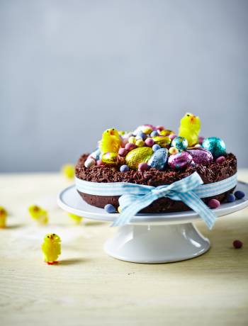 Easter nest cake 