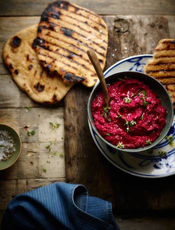Salt-baked beetroot houmous with spelt flat breads
