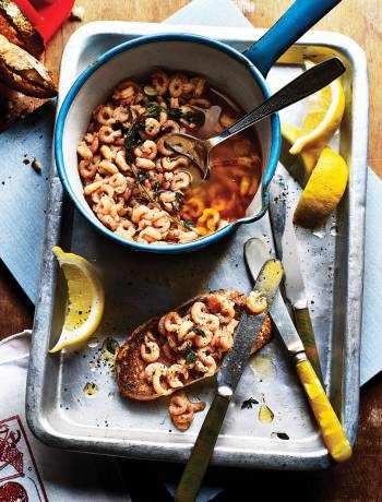 Brown shrimps with spiced butter
